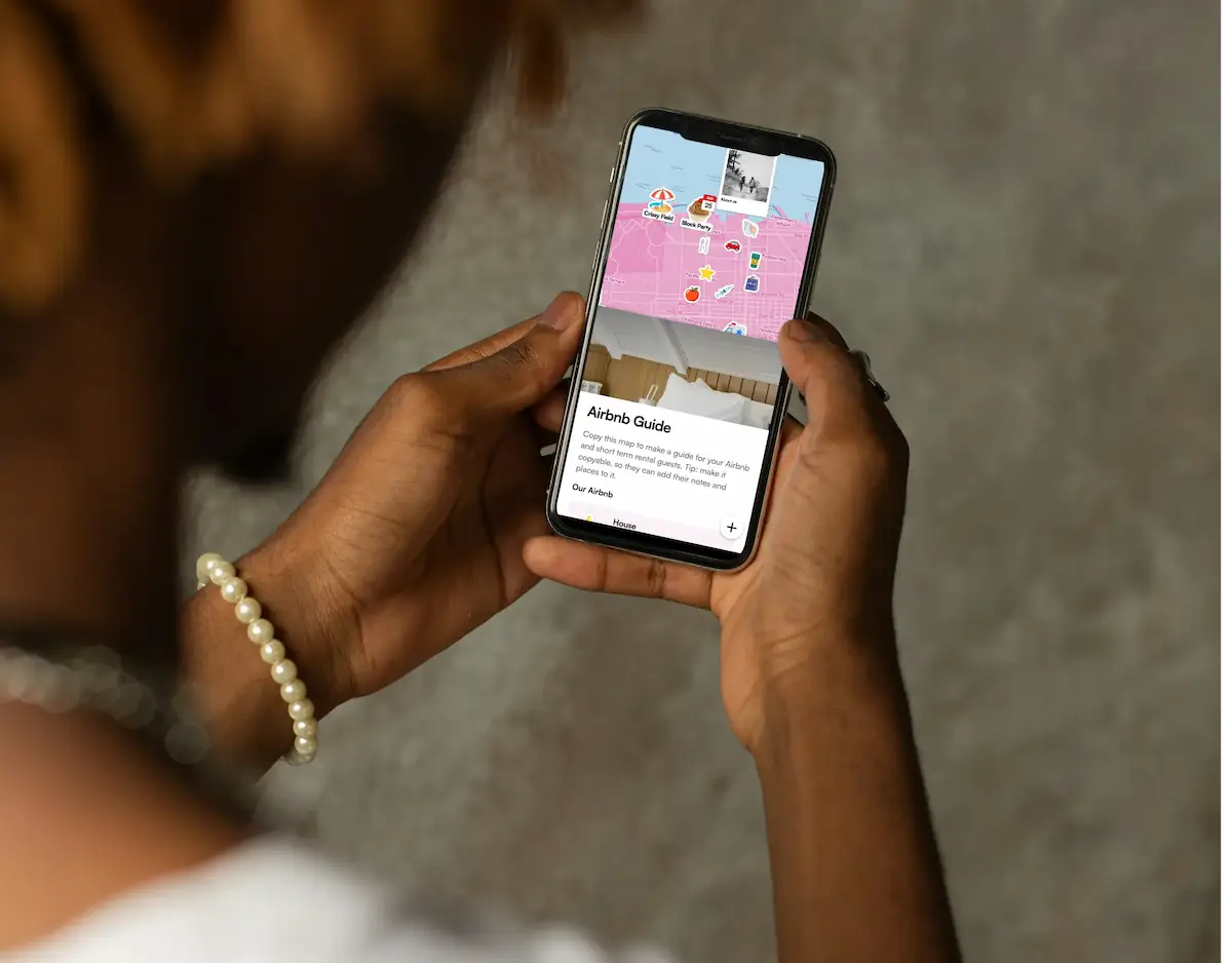Image of a mobile phone with a PamPam map